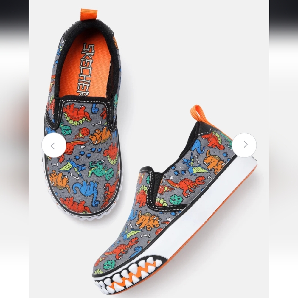 NIB Skechers Growlers Multicolored Size 4 Boys Slip On Sneakers!